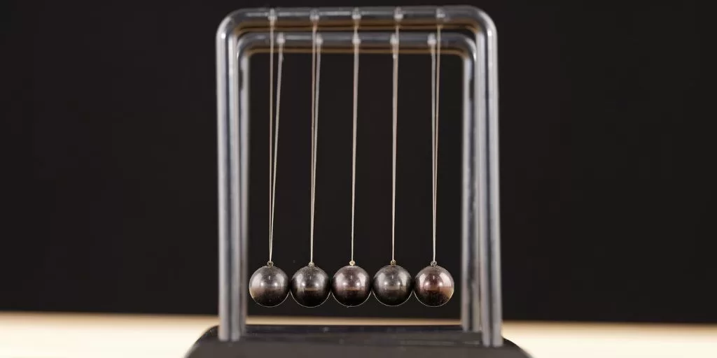 A hypnotic pendulum