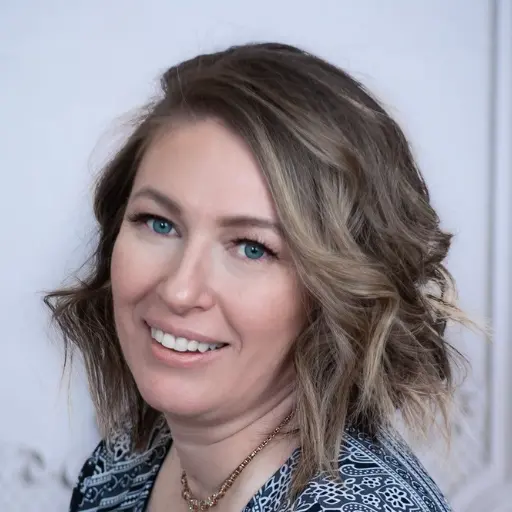 Carol Suzuki - Business Consultant