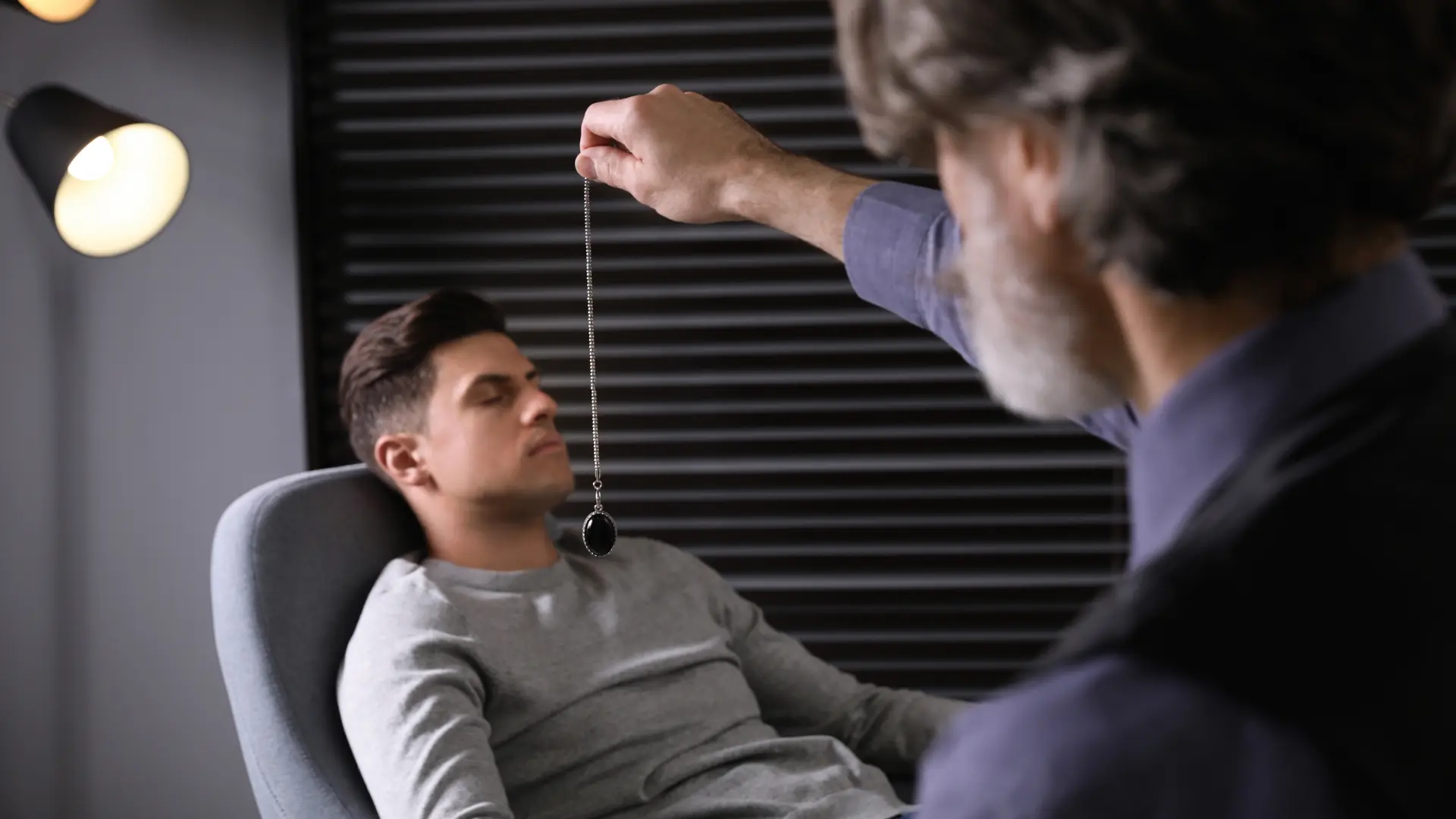 Hypnotherapy session with a therapist