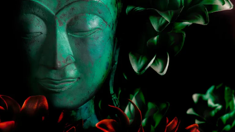 Sleeping Buddha statue